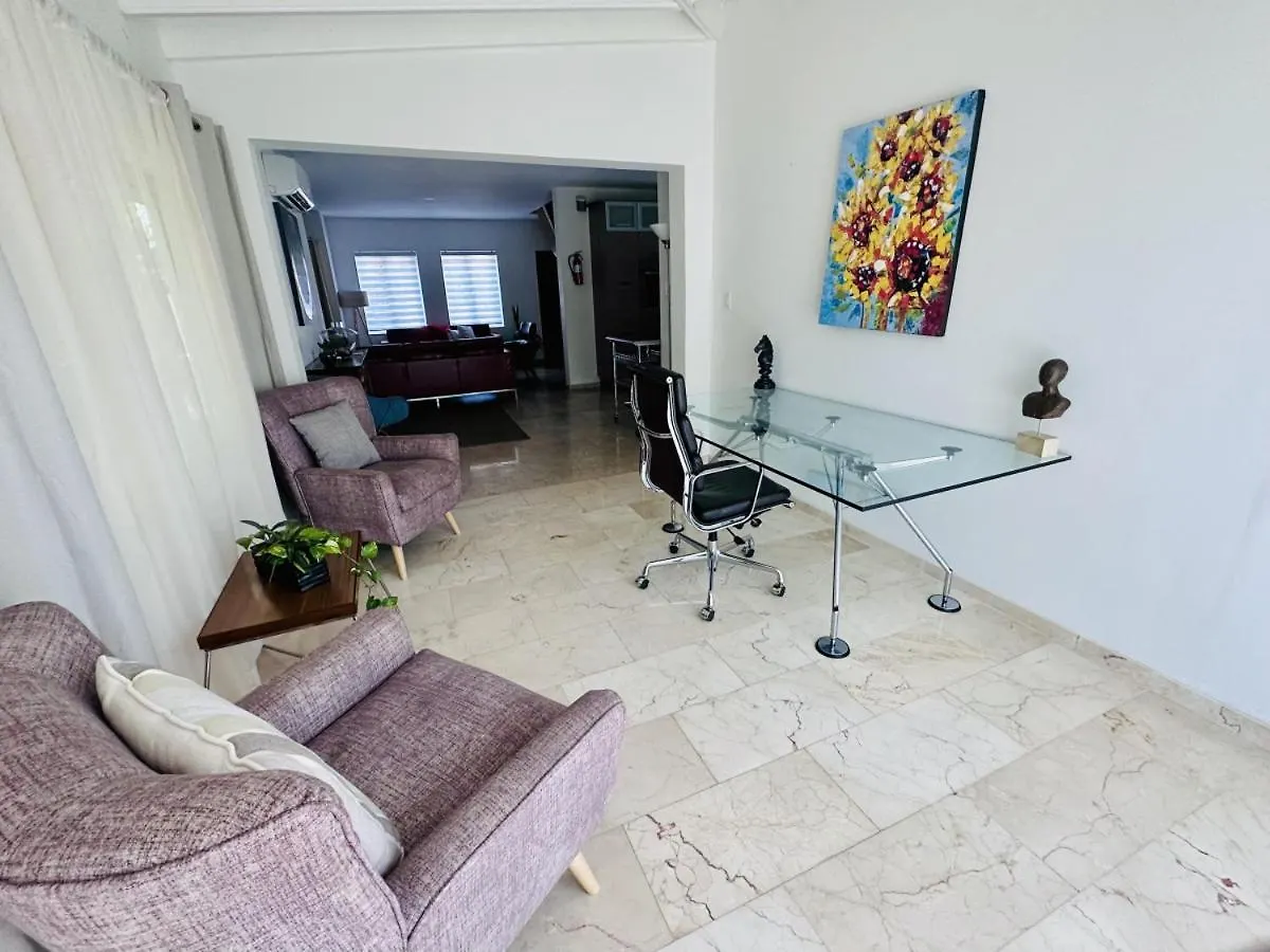 Large 6Br Villa With Private Pool Top Location Palm Beach
